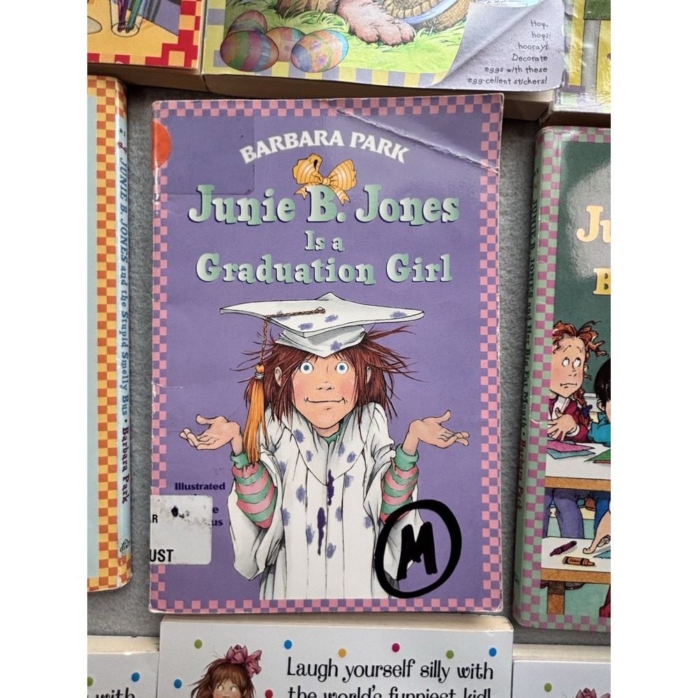Junie B Jones Book Lot of 22 Barbara Park Childrens Chapter Books Scholastic - Picture 15 of 16